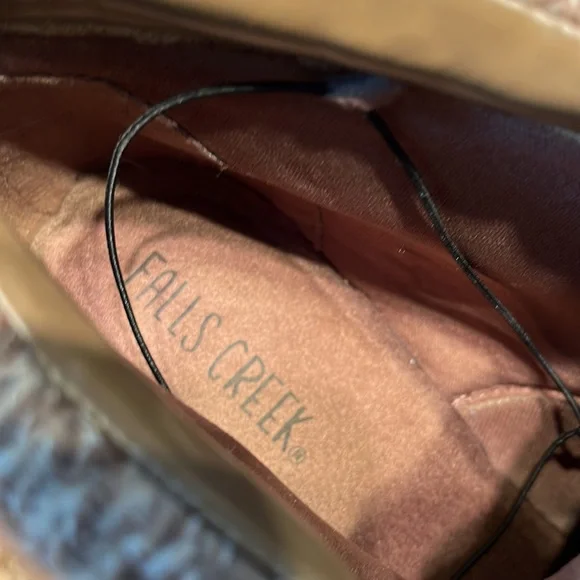 NWT Faux Suede Wedge Lace Up Booties - Picture 7 of 7